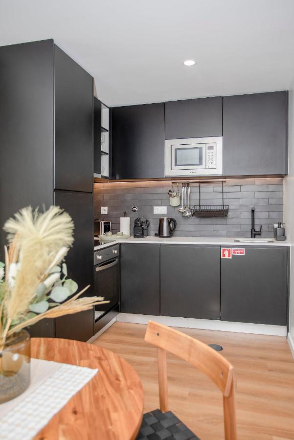 Liiiving In Porto - Downtown Essence Apartments Kültér fotó